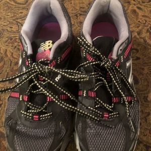 New Balance size 8